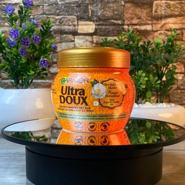 GARNIER ULTRA DOUX MASQUE NOURRISSANT À L’HUILE EN ARGAN & CAMÉLIA 300ML
