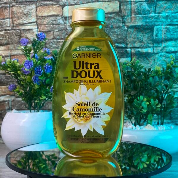 GARNIER ULTRA DOUX SHAMPOOING ILLUMINANT SOLEIL DE CAMOMILLE 300ML