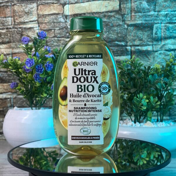 GARNIER ULTRA DOUX SHAMPOOING NUTRITION INTENSE BIO HUILE D’AVOCAT & BEURRE DE KARITE 250ML