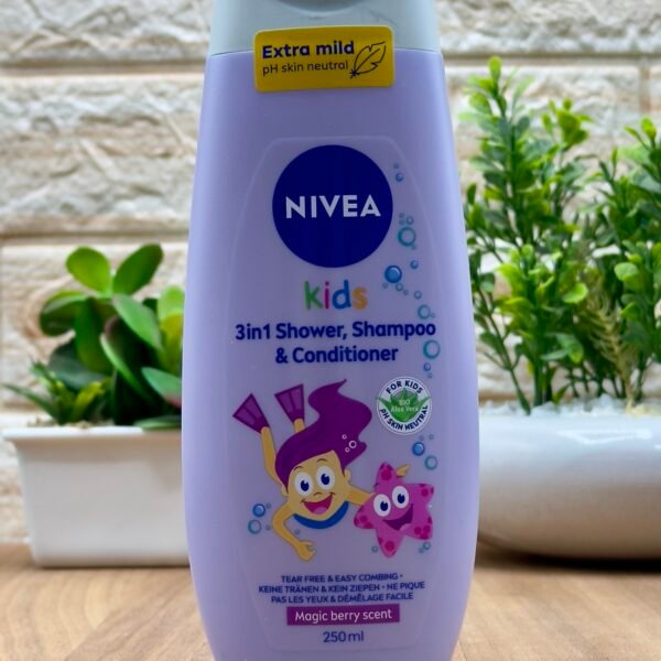 NIVEA SHAMPOOING,GEL DOUCHE , APRÈS SHAMPOOING (3 en 1) 250ML